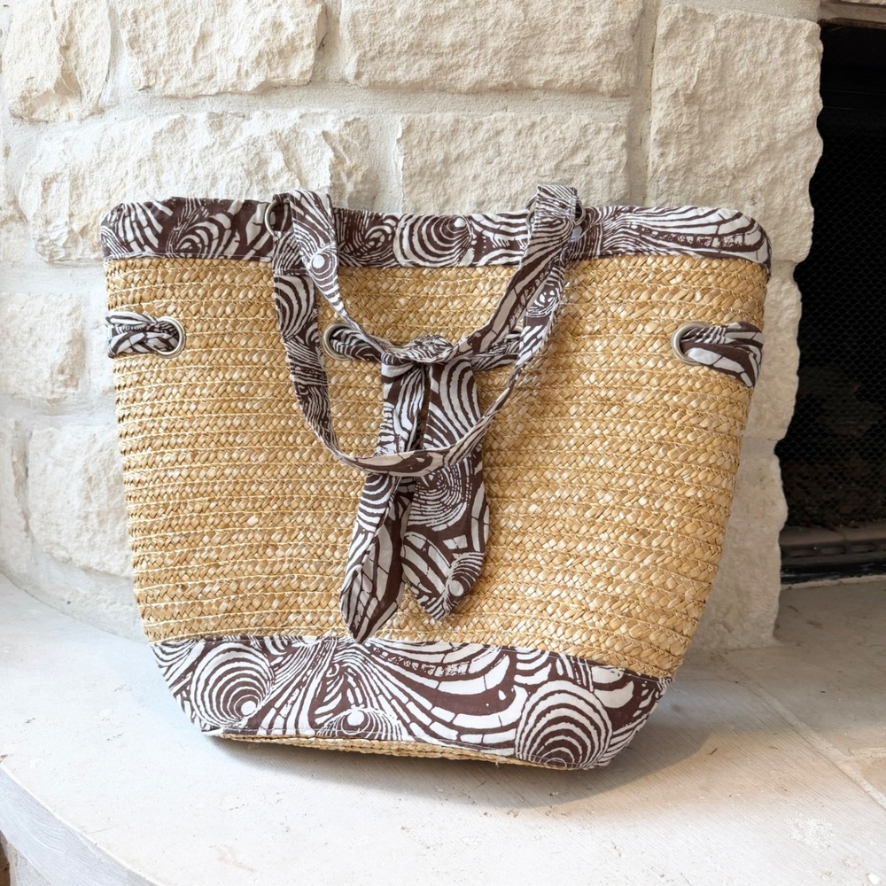 Large Woven Straw Beach Lined Tote Bag Tan w/ Brown Abstract Print Trim